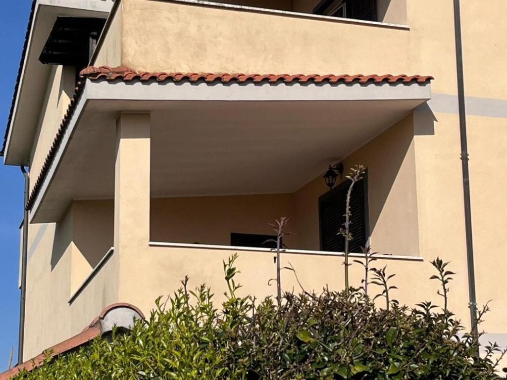 Lizzies Hus Apartment Fiumicino Exterior foto